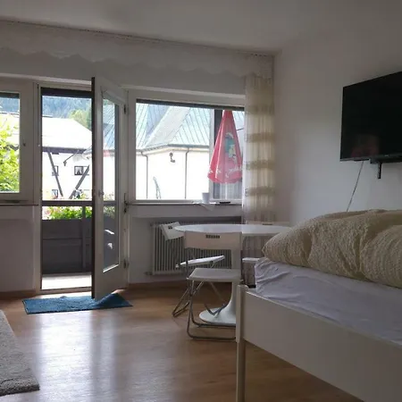 Ferienwohnung Seefeld Dorfplatz Appartement