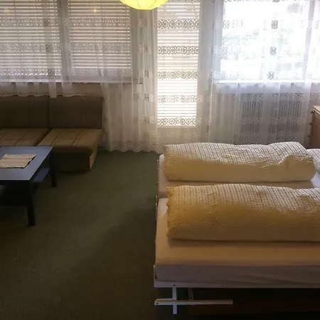 Ferienwohnung Seefeld Dorfplatz Appartement *