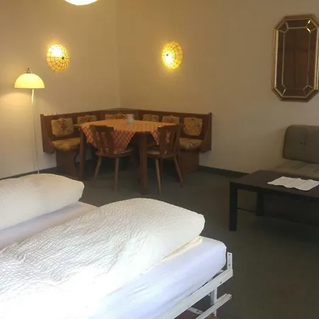 Ferienwohnung Seefeld Dorfplatz Appartement Seefeld in Tirol